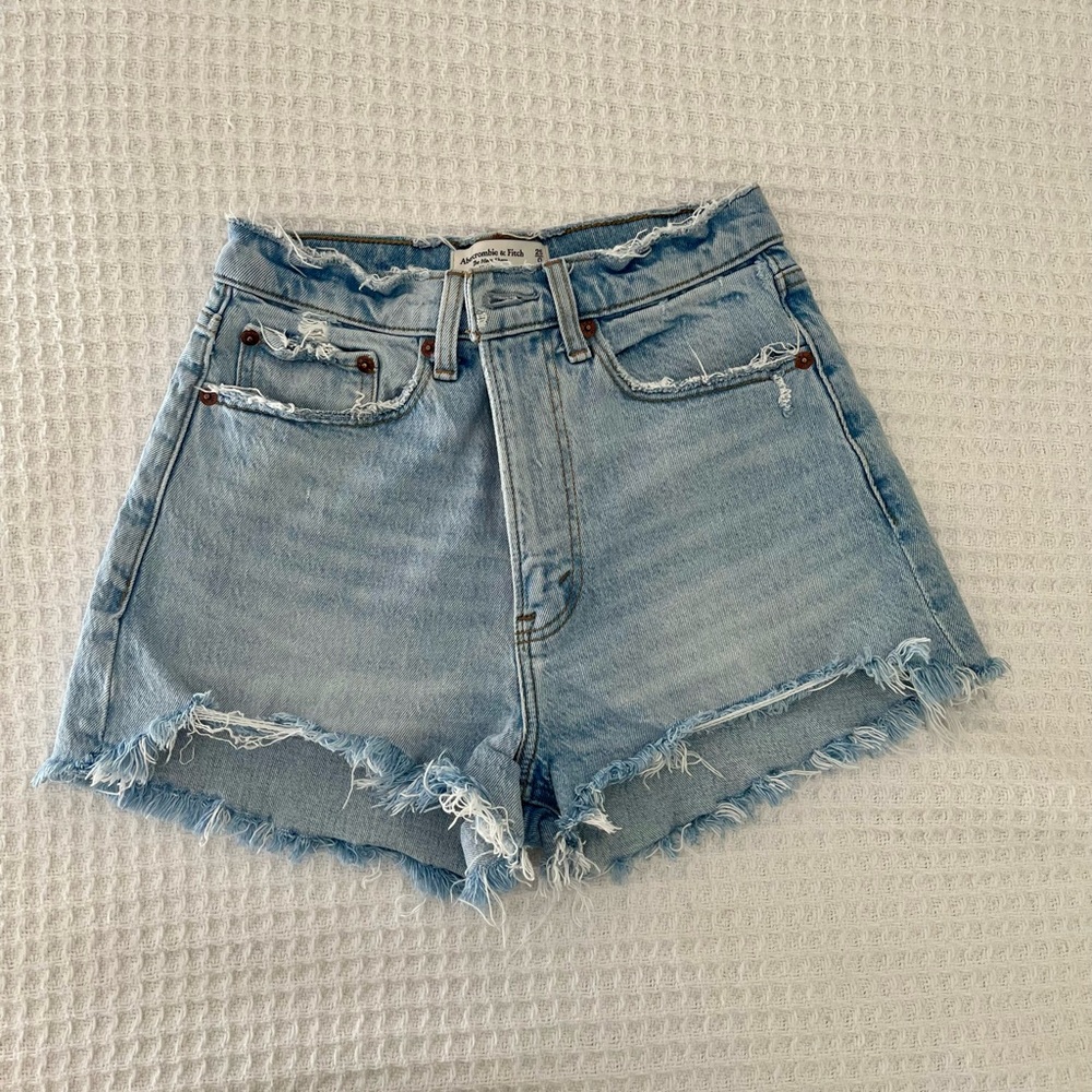 Distressed shorts curvy love.